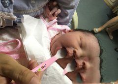 弱精男士多年无子 最终赴美试管成功